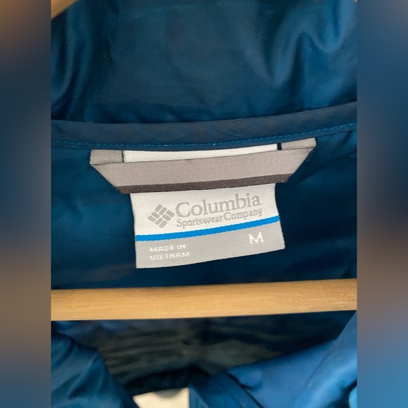 Columbia 650 fill Down Vest Blue Medium - Picture 5 of 16